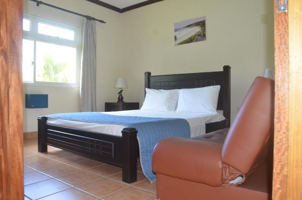 Butterfly Villas Grand Anse  Exterior photo