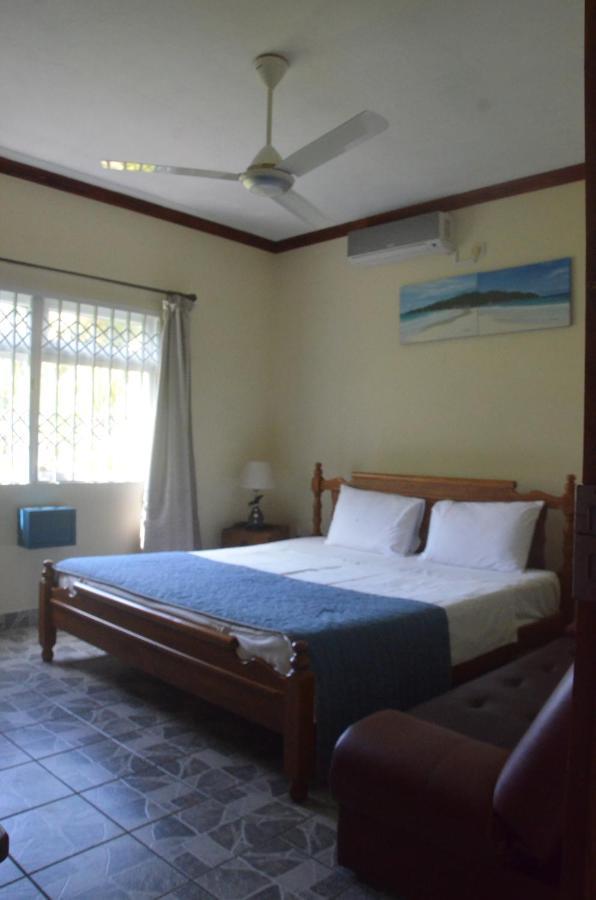 Butterfly Villas Grand Anse  Exterior photo