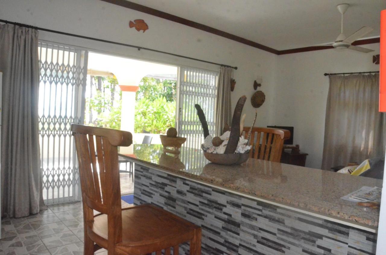 Butterfly Villas Grand Anse  Exterior photo